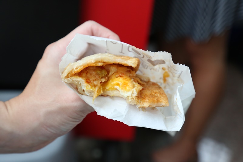 [台南]東區下午茶銅板點心推薦 Boom炸蛋蔥油餅台南仁和店