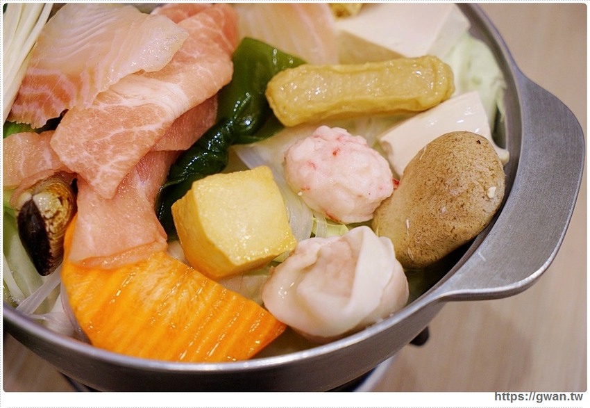 不限時、不收服務費、自助吧吃到飽還可以抽iPhone,全台鍋賣局只有這裡獨家舉辦