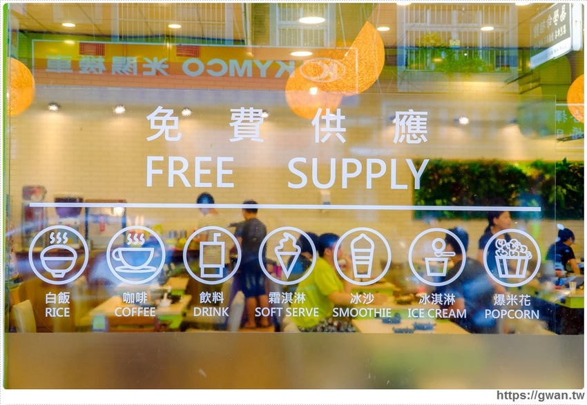 百元火鍋店新開幕～最低130元、用餐不限時、不收服務費還有歡樂吧吃到飽，父親節前肉量再加倍，用餐人潮多到止不住！