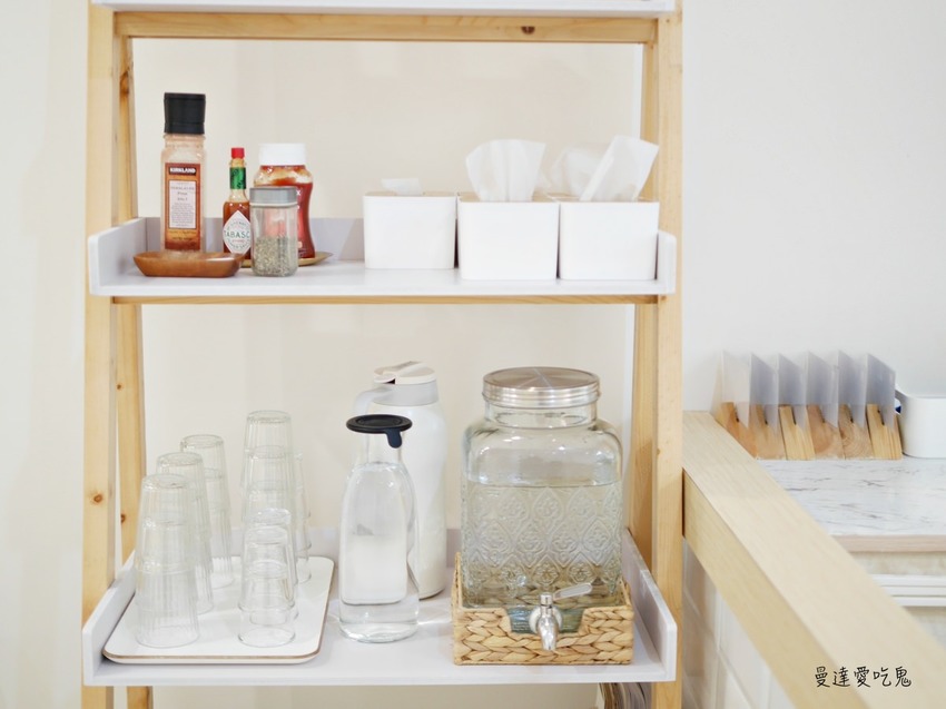 【台南美食】日好 One Fine Day。純白吸睛店面人氣早午餐。台南永康區｜五王國小｜台南咖啡｜台南下午茶 - 曼達愛吃鬼