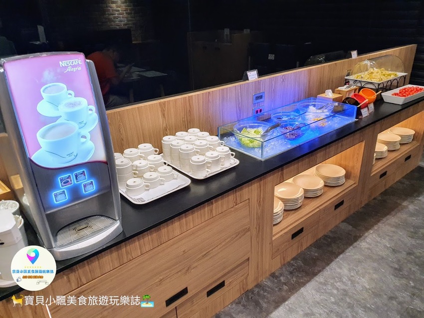 [住]台東 乾淨舒適 附近生活機能豐富 一旁鐵花村還可以夜晚漫步 旅人驛站鐵花文創二館