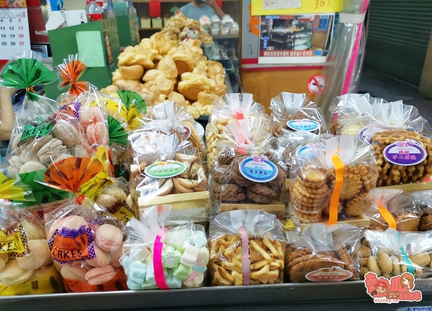 不隱藏的隱藏版！大菜市內的巨無霸泡芙這裡吃：百珍麵包蛋糕 - 熱血玩台南。跳躍新世界