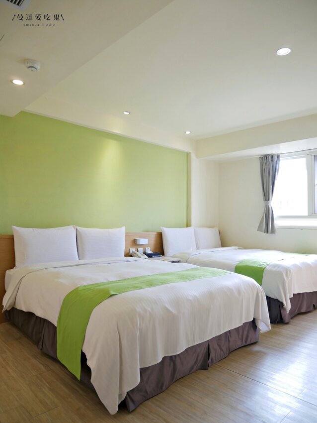 太好拍!期間限定出國風住宿旅遊體驗『葉綠宿旅館 Green Hotel』走路輕鬆逛逢甲夜市的優質台中住宿推薦!逢甲住宿|低碳旅館|台中好玩 - 曼達愛吃鬼