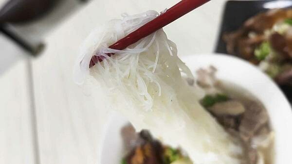 台北市大同區丹媽媽麵食館|隱藏在迪化街巷弄裡的隱藏版美食,只有附近上班族才知道