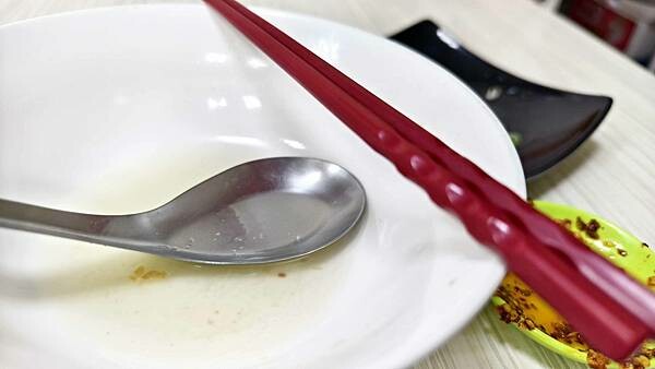 台北市大同區丹媽媽麵食館|隱藏在迪化街巷弄裡的隱藏版美食,只有附近上班族才知道