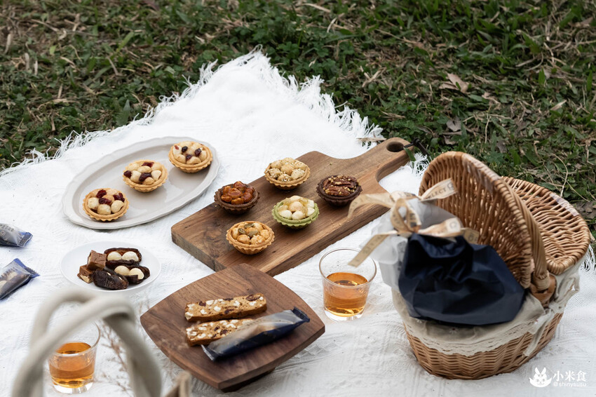 上信饌玉夏威夷豆塔｜花漾春月。不只健康，還豆你開心｜6種口味堅果塔｜台北伴手禮推薦｜健康零食｜母親節禮盒 - 小米食