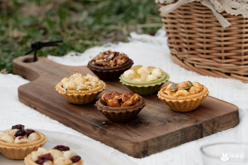 上信饌玉夏威夷豆塔｜花漾春月。不只健康，還豆你開心｜6種口味堅果塔｜台北伴手禮推薦｜健康零食｜母親節禮盒 - 小米食