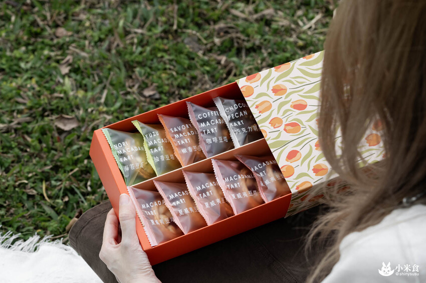 上信饌玉夏威夷豆塔｜花漾春月。不只健康，還豆你開心｜6種口味堅果塔｜台北伴手禮推薦｜健康零食｜母親節禮盒 - 小米食