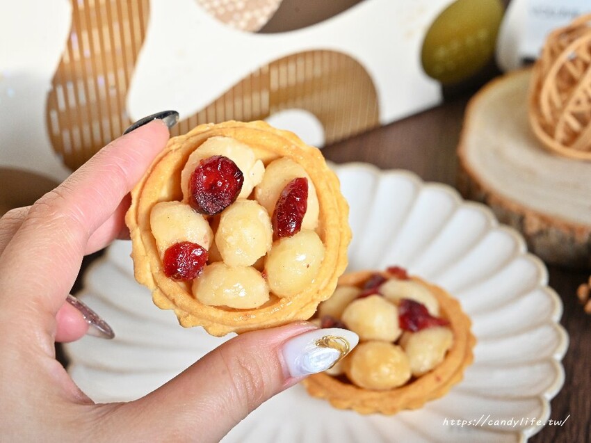 上信饌玉｜2025新春禮盒推薦！主打堅果塔，嚴選頂級食材，包裝精緻，送禮相宜 - 糖糖's 享食生活