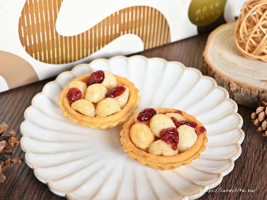 上信饌玉｜2025新春禮盒推薦！主打堅果塔，嚴選頂級食材，包裝精緻，送禮相宜 - 糖糖's 享食生活