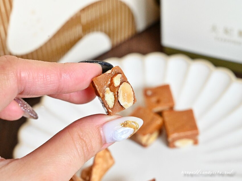 上信饌玉｜2025新春禮盒推薦！主打堅果塔，嚴選頂級食材，包裝精緻，送禮相宜 - 糖糖's 享食生活