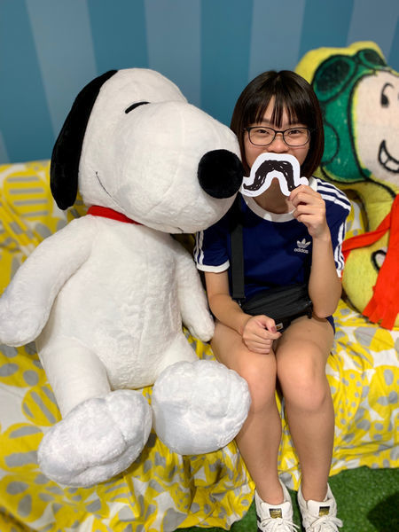 | Taiwan Taipei 台灣 台北 信義區 新光三越A8☻ 史努比快閃店 免費 | 史奴比粉手刀出發 快跟巨型史奴比一起躺沙發曬恩愛