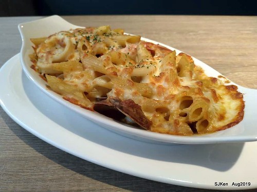 099-68894360_2618028554921600_4695608446735613952_n