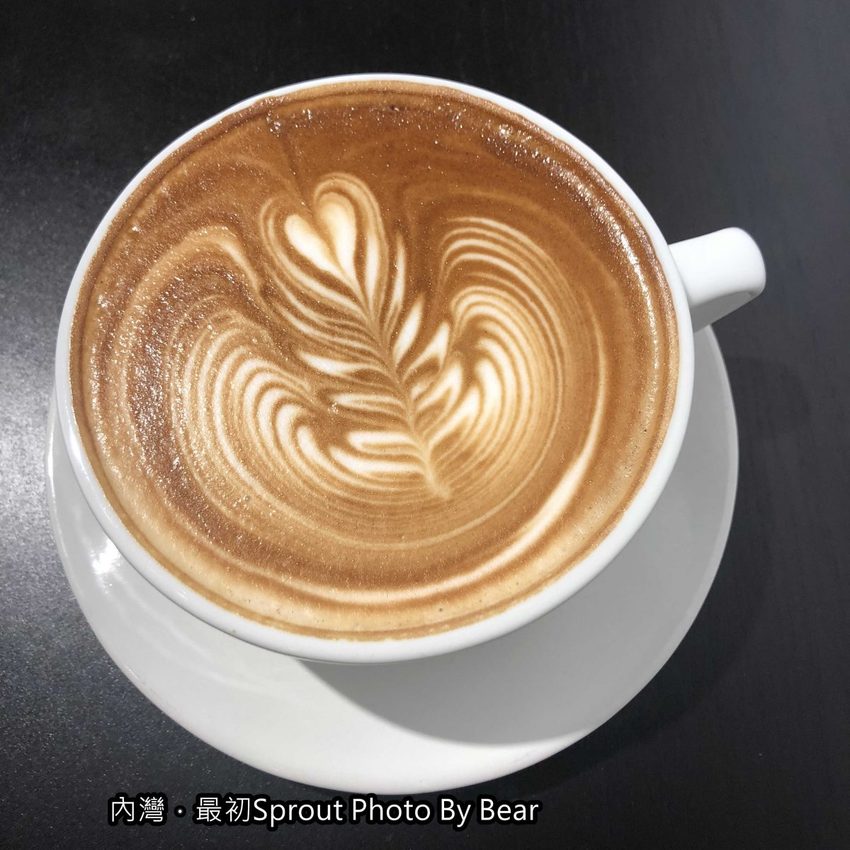 【新竹內灣】「最初Sprout（咖啡/輕食/千層蛋糕/生乳酪/日式庭院/文青工業風/近內灣戲院）」