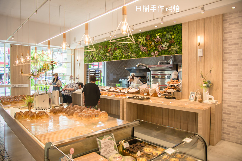 ｜高雄美食｜日樹手作烘焙，手感的溫度、充滿幸福的麵包香，清新小洋房烘焙坊 - 阿婷的旅行札記。