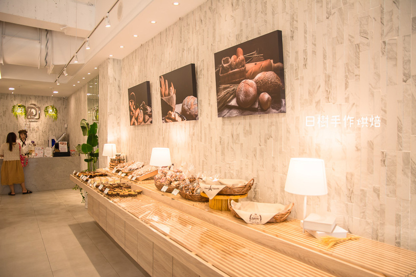 ｜高雄美食｜日樹手作烘焙，手感的溫度、充滿幸福的麵包香，清新小洋房烘焙坊 - 阿婷的旅行札記。