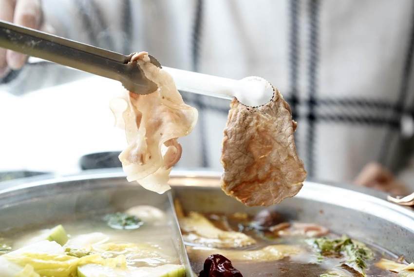 【Oh！Shabu精緻麻辣鍋物 x 挑戰新竹最低價】平日368元肉肉吃到飽、晚餐及假日499元吃到飽！鄰近新竹火車站