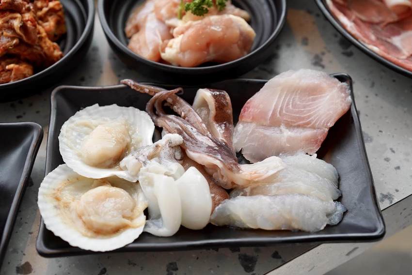 【Oh！Shabu精緻麻辣鍋物 x 挑戰新竹最低價】平日368元肉肉吃到飽、晚餐及假日499元吃到飽！鄰近新竹火車站