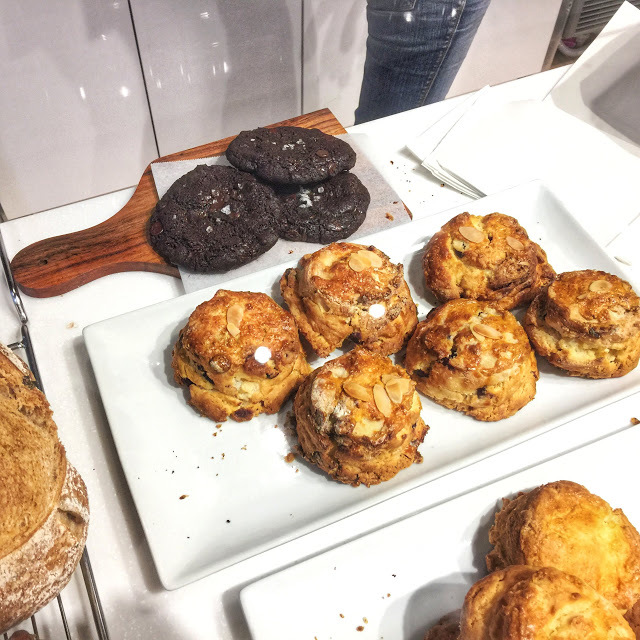 台北 歐風麵包店 Rise Bakery 椹果可頌 雙重巧克力 美式軟餅乾