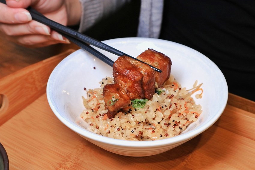 2019-08-16 01.53.04 3-01