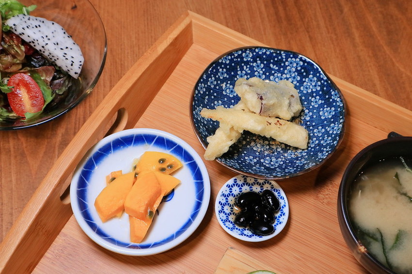 2019-08-16 01.53.00 3