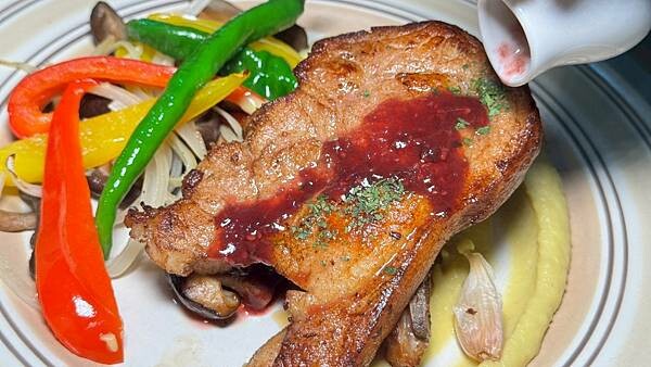 LINE_ALBUM_木棧板_250401_75