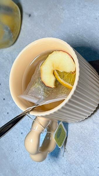 LINE_ALBUM_木棧板_250401_47