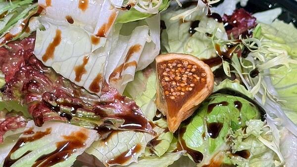 LINE_ALBUM_木棧板_250401_89