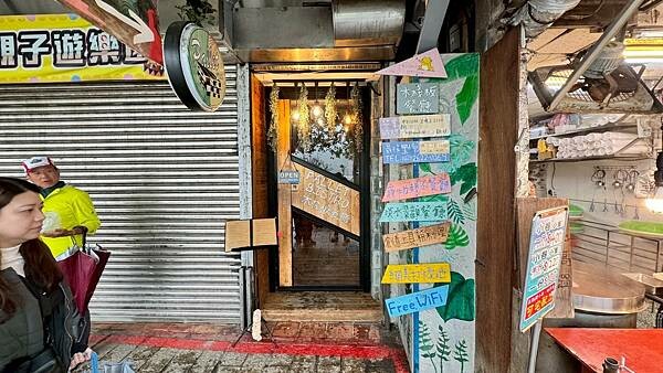 LINE_ALBUM_木棧板_250401_7