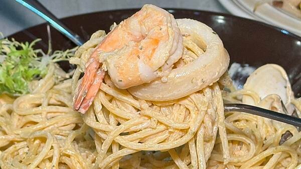 LINE_ALBUM_木棧板_250401_87