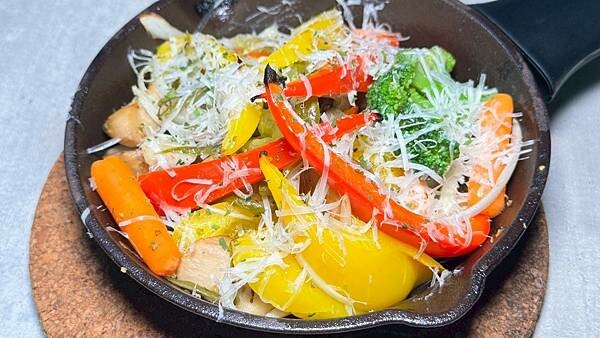 LINE_ALBUM_木棧板_250401_91