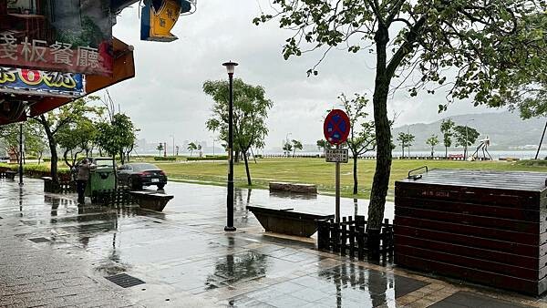 LINE_ALBUM_木棧板_250401_1