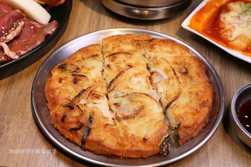 台北韓式料理吃到飽『Piggy Stone 小豬樂石韓式烤肉 東湖店』韓式烤肉、韓式炸雞、辣炒年糕無限供應,海鮮拼盤、炒泡麵加價購,菜單價位(捷運東湖站)