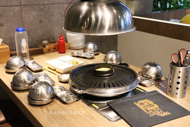 台北韓式料理吃到飽『Piggy Stone 小豬樂石韓式烤肉 東湖店』韓式烤肉、韓式炸雞、辣炒年糕無限供應,海鮮拼盤、炒泡麵加價購,菜單價位(捷運東湖站)