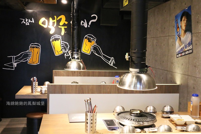 台北韓式料理吃到飽『Piggy Stone 小豬樂石韓式烤肉 東湖店』韓式烤肉、韓式炸雞、辣炒年糕無限供應,海鮮拼盤、炒泡麵加價購,菜單價位(捷運東湖站)