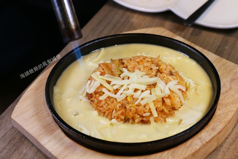 台北韓式料理吃到飽『Piggy Stone 小豬樂石韓式烤肉 東湖店』韓式烤肉、韓式炸雞、辣炒年糕無限供應,海鮮拼盤、炒泡麵加價購,菜單價位(捷運東湖站)