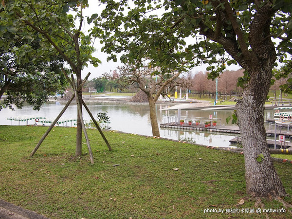 冬山河親水公園：【景點】宜蘭冬山河親水公園@五結 : 沒有水的親水公園,也可是可以來走走運動的啦