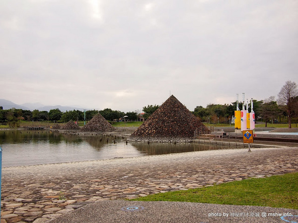 冬山河親水公園：【景點】宜蘭冬山河親水公園@五結 : 沒有水的親水公園,也可是可以來走走運動的啦