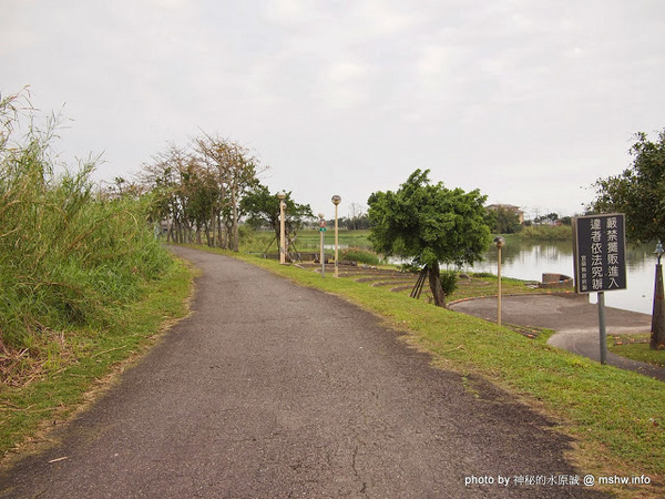 冬山河親水公園：【景點】宜蘭冬山河親水公園@五結 : 沒有水的親水公園,也可是可以來走走運動的啦