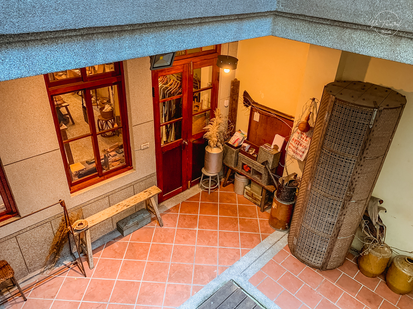 台北大稻埕穿越時空通往小城外珈琲老宅咖啡廳 隱藏在老宅二樓的咖啡館也是酒館 Caffé CityNorth【台北市大同區】 - 微笑娃生活旅行