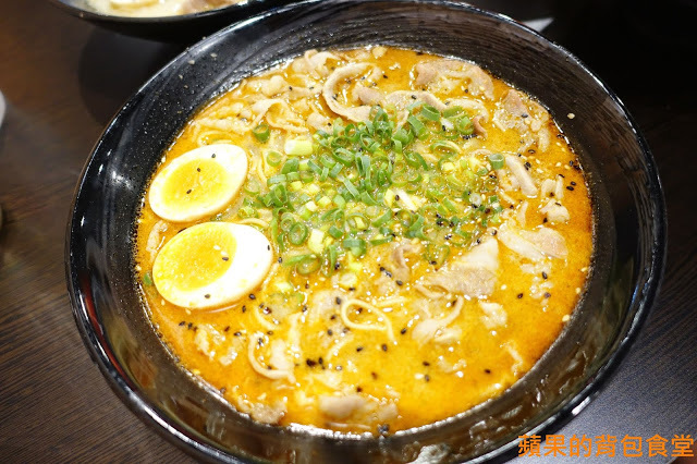 [食記] 台中北區 鬼匠拉麵-北平店  蒜香地獄雪花牛香麻夠勁 超大肋排現點現做 蝦爆了Q彈脆口 小菜多樣新鮮 台中美食