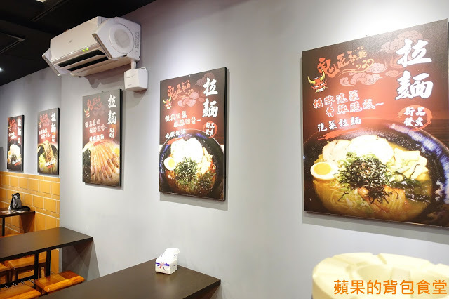 [食記] 台中北區 鬼匠拉麵-北平店  蒜香地獄雪花牛香麻夠勁 超大肋排現點現做 蝦爆了Q彈脆口 小菜多樣新鮮 台中美食