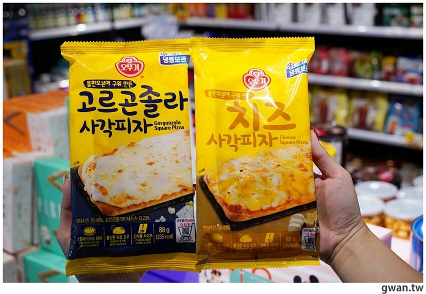 台中聖誕零食這裡買!這間生意超好,消費滿額再抽一年免費零食