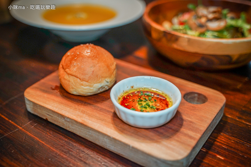 VJ show 義法餐廳