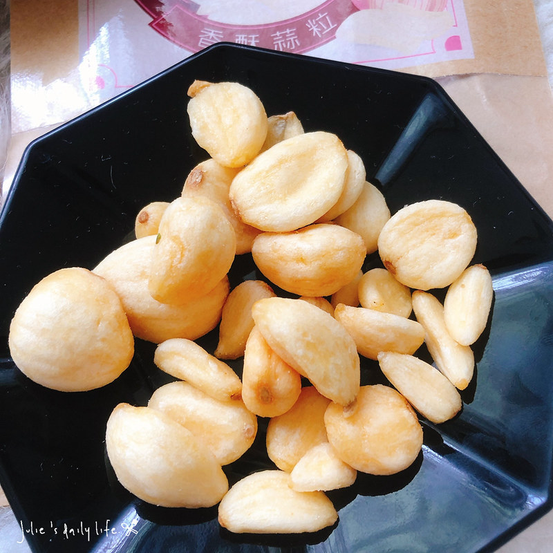 DoGa,DoGa香酥脆椒,伴手禮,台南伴手禮,台南美食,台南零食,團購,團購美食,宅配美食,宅配零食,柚子皮,蒜頭,蜜漬香柚,辣椒,零食,香酥脆椒,香酥蒜粒 @跟著Julie一起走吧