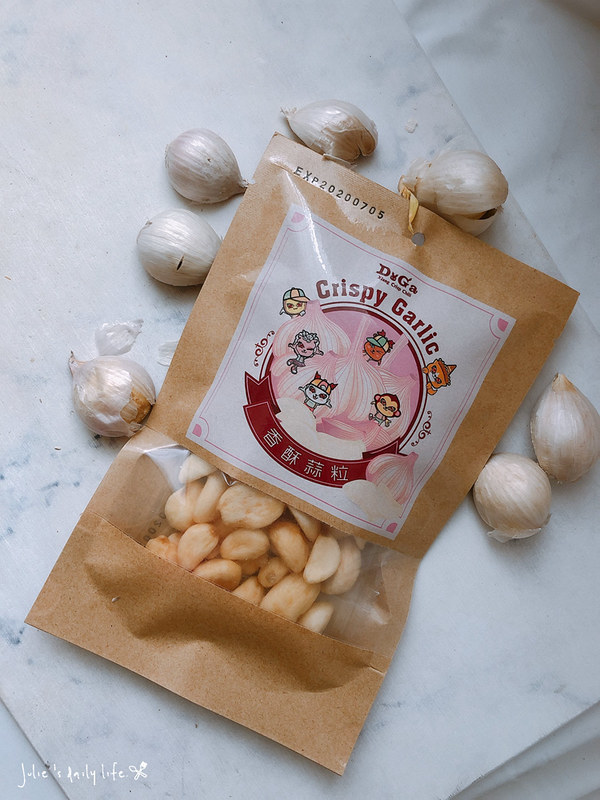 DoGa,DoGa香酥脆椒,伴手禮,台南伴手禮,台南美食,台南零食,團購,團購美食,宅配美食,宅配零食,柚子皮,蒜頭,蜜漬香柚,辣椒,零食,香酥脆椒,香酥蒜粒 @跟著Julie一起走吧