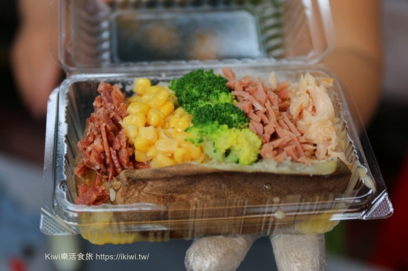 台中逢甲必買伴手禮推薦紅髮斑斑蝴蝶酥、短腿阿鹿曲奇餅，必吃小吃推薦日船章魚小丸子、明倫蛋餅、永勝炒泡麵、蝦帕，逢甲美食大集合 - Kiwi 樂活食旅