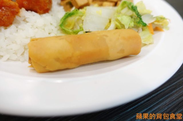 [食記] 新竹東區 - 天饗便當 健康紫米便當 蔥油雞香噴噴蔥味肉汁 炸雞腿好大一隻 外皮酥脆胡椒更提味 新竹美食