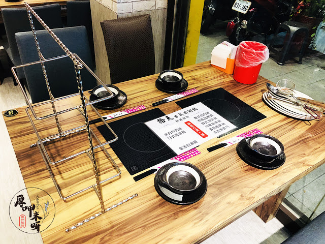 【厚呷米呀│新北板橋】 拾天日式吃到飽涮涮鍋 手炒川香麻辣湯底/板橋十年老店久天系列品牌/平日晚餐、假日全天459+10%/人超划算/9種湯底可選突破一般涮涮鍋限制/深夜美食熱門店家營業至凌晨2點