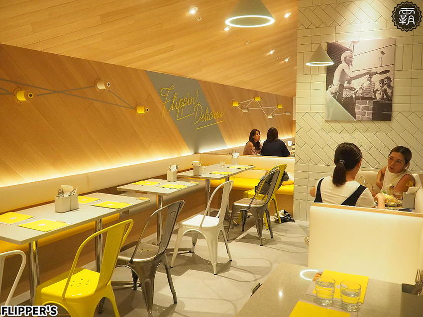 FLIPPER’S奇蹟的舒芙蕾鬆餅台中首店開幕！蓬鬆軟綿的鬆餅，加上濃郁蛋香，芒果限定口味香甜滋味讓人無法擋！